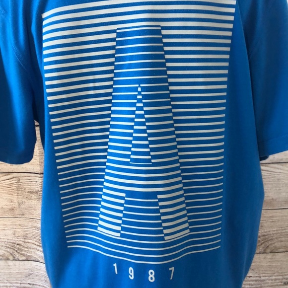 Aeropostale T-Shirt - Picture 3 of 4